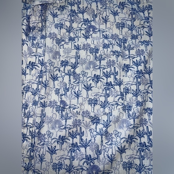 Apt. 9 Palm cactus/Tree print Button up - Picture 4 of 5